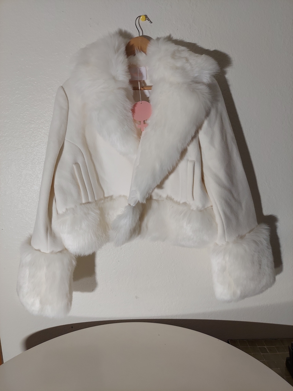 Selkie White Faux Fur Exaggerated Collar/Cuff Lined Cropped Jacket WM Sz XXL NWT